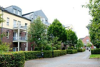 Außenansicht der Malteser Pflegeeinrichtung St. Stephanus in Meerbusch.