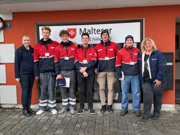 Das Mitgliederwerbeteam sowie die Verantwortlichen der Malteser 