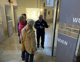 Ausstellungsführung bei der Turiner Grabtuch Ausstellung in Hildesheim