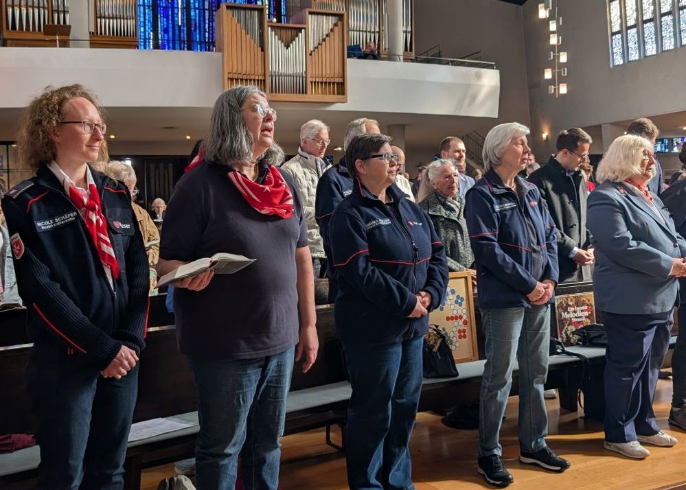Der Gottesdienst wurde zusammen mit der Gemeinde der katholischen Kirche St. Martinus gefeiert, umrahmt von feierlicher Musik.