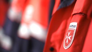 Malteser Logo auf Jacke