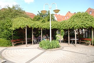 der Garten des Malteserstift Haus St. Birgitta in Lübeck