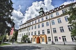 Das Gebäude des Malteser Krankenhaus St. Carolus