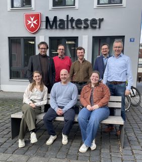 Die Teilnehmenden vor dem Haus der Malteser Eichstätt