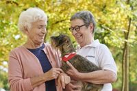 Die ehrenamtlichen Mensch-Hund-Teams der Malteser bringen durch ihre Besuche Nähe und Abwechslung in den Alltag