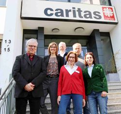 Gruppenfoto vor der MMM Hannover