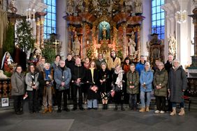 Gruppenbild aller neuen Ehrenamtlichen