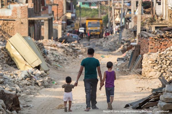 Zerstörung nach einem Erdbeben in Nepal