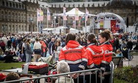 Malteser Sanitäterinnen während des Katholikentages 2022 in Stuttgart. Foto: Lux