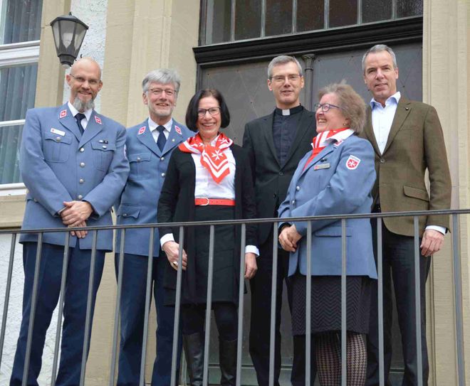 Die Diözesanleitung der Malteser Diözese Hildesheim auf einem Gruppenfoto