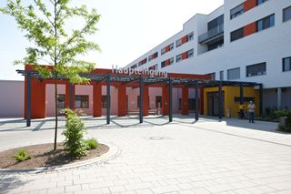 Klinikum Salzgitter, DEU, 22.05.2012[ (c) Christian Wyrwa, Diplom-Foto-Designer (FH), Burgwedeler Str. 91D , 30916 Isernhagen (bei Hannover), Germany, E-Mail: info@wyrwa-foto.de, Tel: +49-511-3945254, Fax:+49-511-1233545, Mobil: +49-171-8340094, 7 % MwS