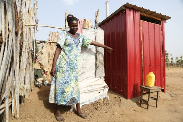 Latrinenbau in Juba