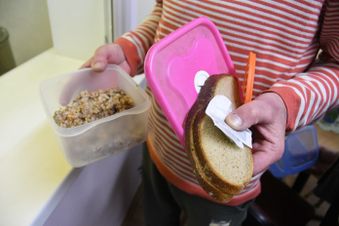 Schwierige Zeiten in Belarus. Jetzt rufen die Malteser zu Spenden auf, um bedürftigen Menschen zu helfen. Foto: Dietmar Kattinger