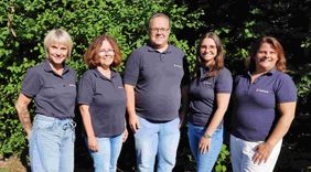 Gruppenfoto der neuen Mitarbeiterversammlung