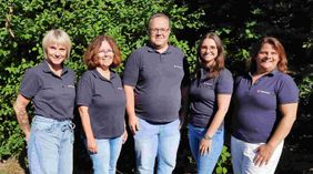 Gruppenfoto der neuen Mitarbeiterversammlung
