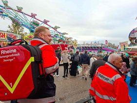 Fußstreife auf dem Kirmesplatz