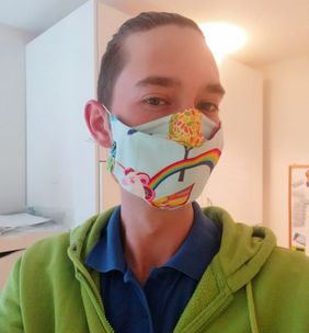 Rund 400 Masken in verschiedenen Mustern konnten bereits gespendet werden.