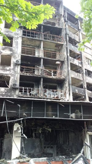 Das Bild zeigt die schweren Zerstörungen in Mariupol. 