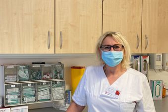 Stationsleitung auf einer Covid-Isolierstation am Malteser Krankenhaus in Flensburg. Foto Mumm / Malteser