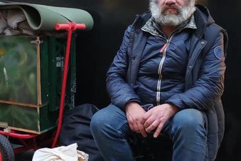 Andreas und sein Bollerwagen