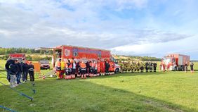 Einsatzkräfte von Feuerwehr und Rettungsdienst