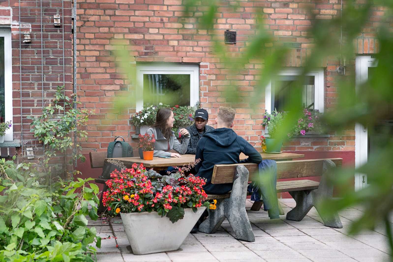 Arbeiten in einer Lehr- und Trainingseinrichtung