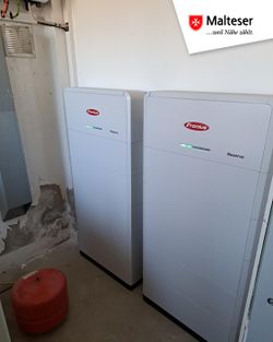 Batteriespeicher für die Photovoltaikanalge im Keller der Tafel Annaberg.