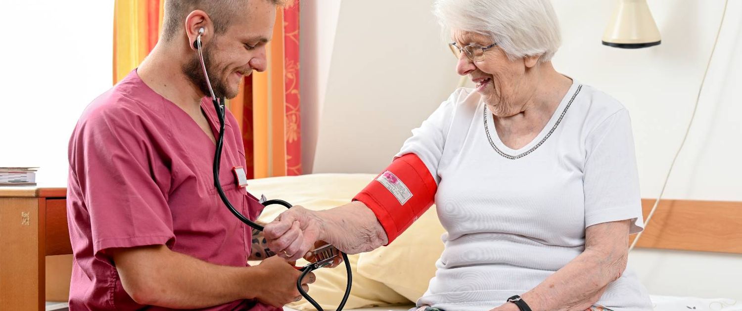 Arbeiten in der Malteser Altenpflege