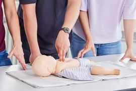 Erste-Hilfe-Kurse für Kindernotfälle in Wiesental