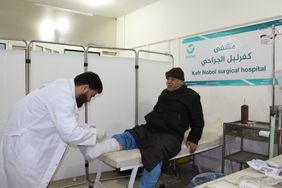 Mit Hilfe der Malteser wurde das syrische Krankenhaus in Kafr Nobol betrieben. Nach Luftangriffen musste es geschlossen werden. Patienten können zurzeit nicht behandelt werden. Foto: Hand in Hand