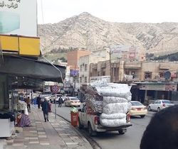 Hilfsgüter werden in der betroffenen Region in Syrien von Partnern ausgeliefert