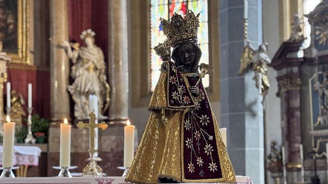 Die schwarze Madonna von Altötting (Foto Marina Silberbauer).