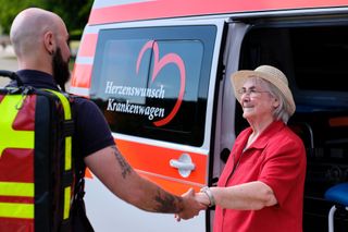 Malteser Dresden Herzenswunschkrankenwagen