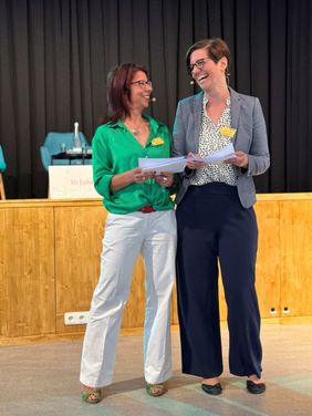 Die Leiterinnen der Hospiz- und Trauerarbeit der Malteser Berlin eröffnen die Jubiläumsveranstaltung.