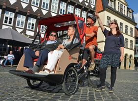 Rikscha-Fahrt mit den Maltesern. Foto: Lukas / Malteser