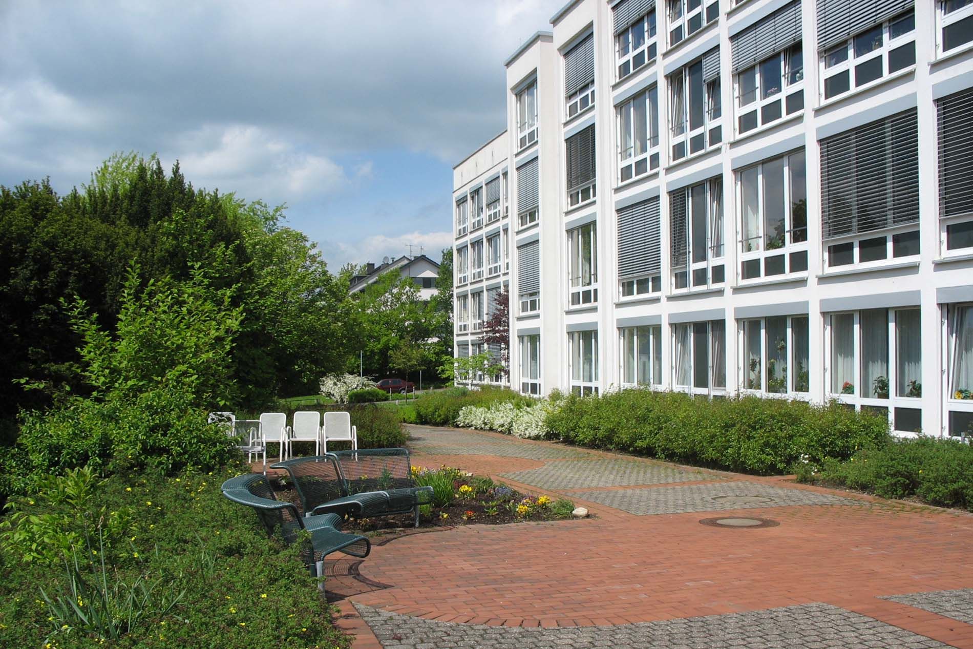 die Außenansicht des Malteserstift Marialinden in Overath