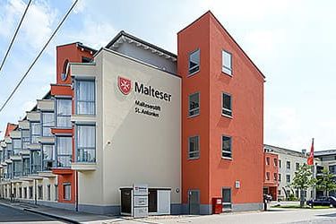 Hausansicht Malteserstift St. Antonius in Solingen