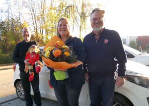 Diözesanjugendseelsorger Johannes B. Trum (l.) und Diözesangeschäftsführer Rainer F. Breinbauer wünschten der neuen Diözesanjugendreferentin Anna Hoffmann alles Gute und Gottes Segen für ihre künftigen Aufgaben.