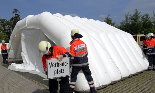 Wettbewerbe und Aufbau Behandlungsplatz