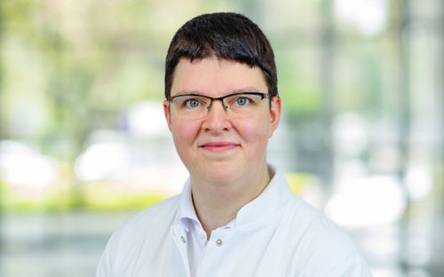 Porträt von Stefanie Hopf
