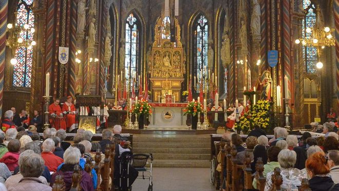 Blick in die Basilika in Kevelaer 